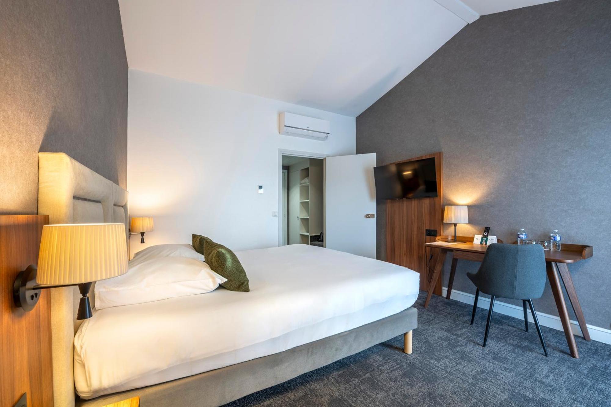 Le Relais Fleuri, Hotel Et Restaurant Logis - Avallon Sauvigny-le-Bois المظهر الخارجي الصورة