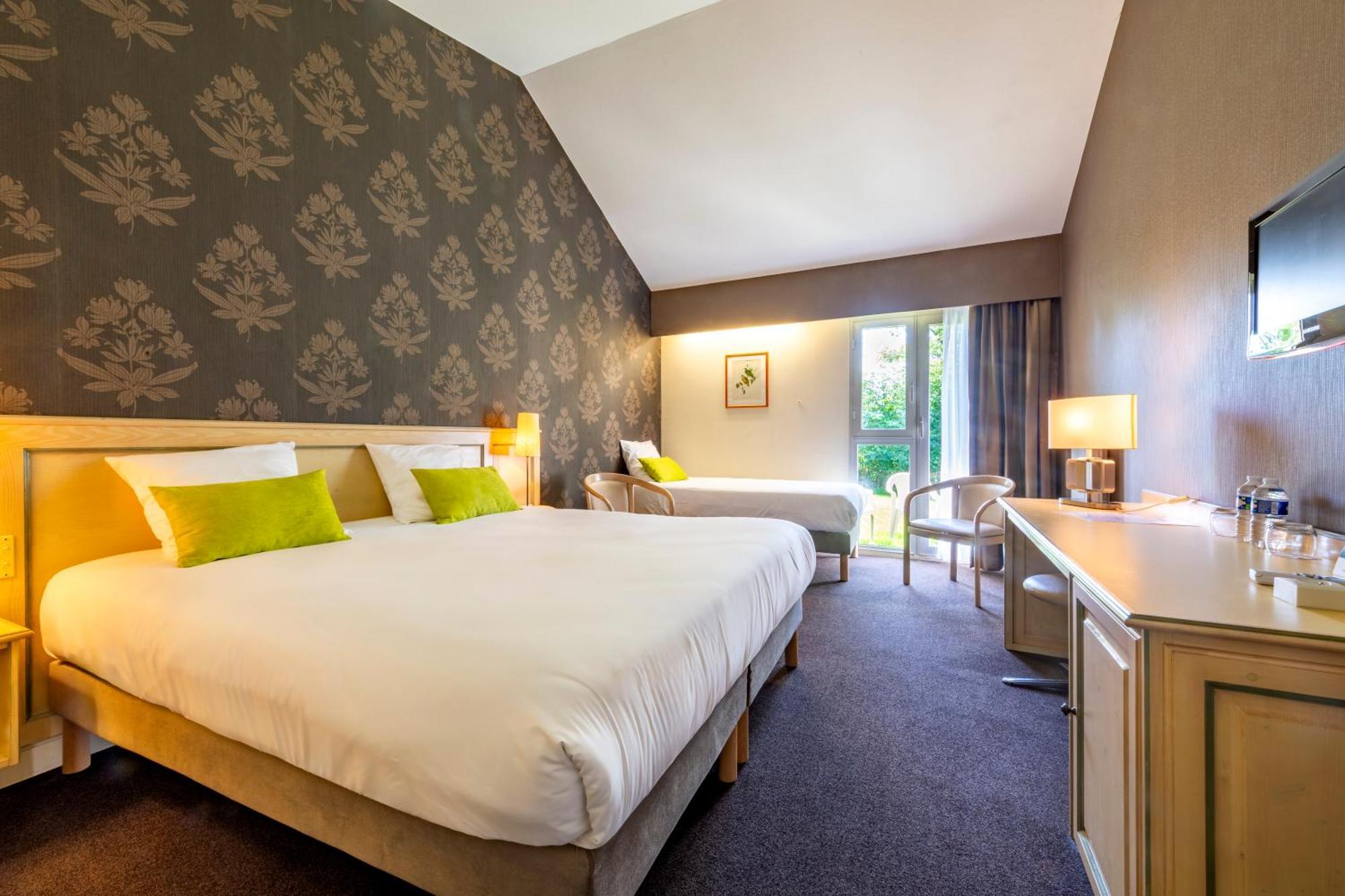 Le Relais Fleuri, Hotel Et Restaurant Logis - Avallon Sauvigny-le-Bois المظهر الخارجي الصورة
